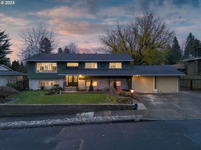 840 NW Riverview Ave, Gresham, OR 97030