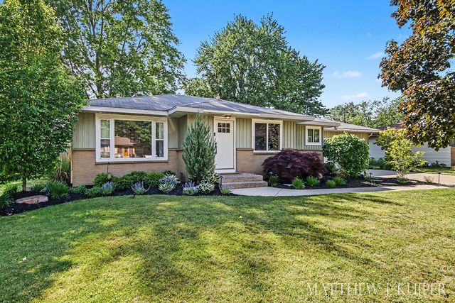 4081 Lila Ave SW, Grandville, MI 49418