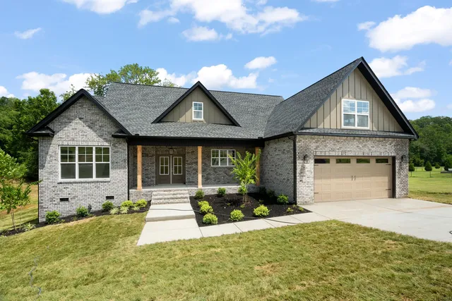 4062 Summit Dr #7, Greenbrier, TN 37073