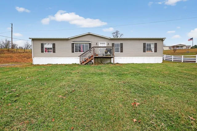 1295 Chestnut Ridge Rd, Chilhowie, VA 24319