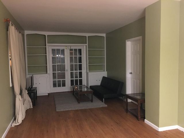828 W  18th St #1, Erie, PA 16502