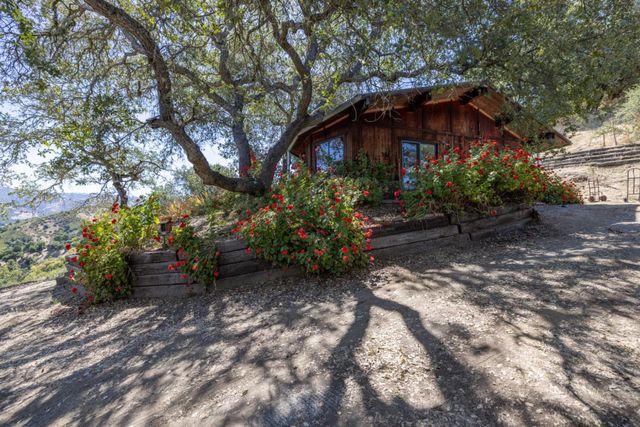 37840 Poppy Tree Ln, Carmel Valley, CA 93924