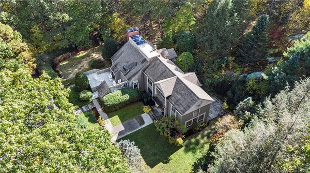 171 Indian Trail Rd, New Milford, CT 06776
