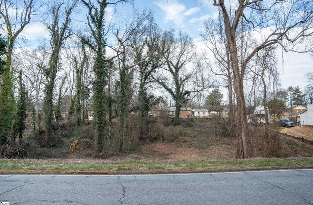 S  Church St #&-14, Spartanburg, SC 29306