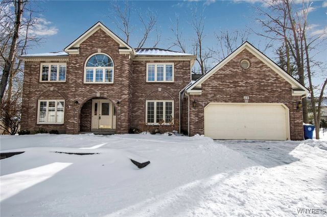 115 Blue Heron Ct, East Amherst, NY 14051