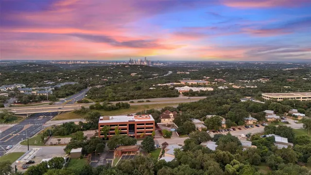 702 Castle Ridge Rd #C, Austin, TX 78746