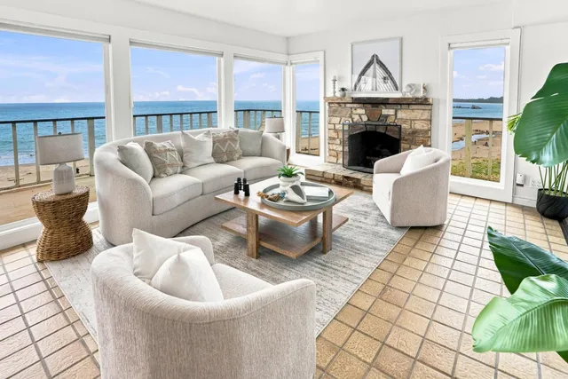 102 Rio Del Mar Blvd, Aptos, CA 95003