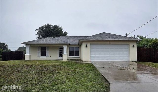 4214 21st St SW, Lehigh Acres, FL 33976