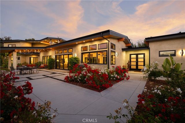 1088 Via Conca Doro, Vista, CA 92084
