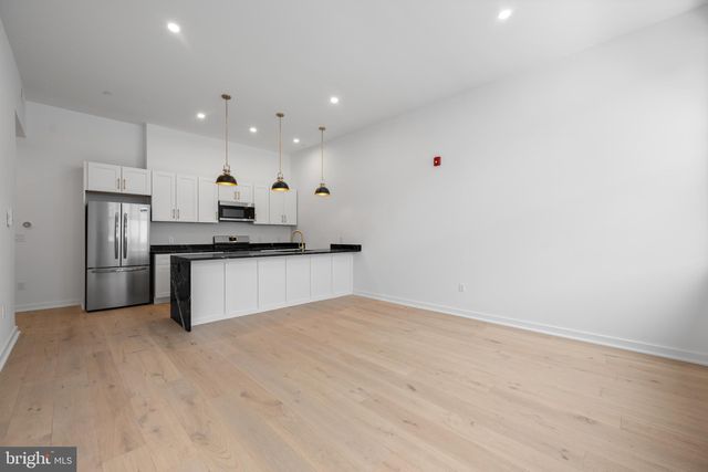 36 N  Narberth Ave #2B, Narberth, PA 19072