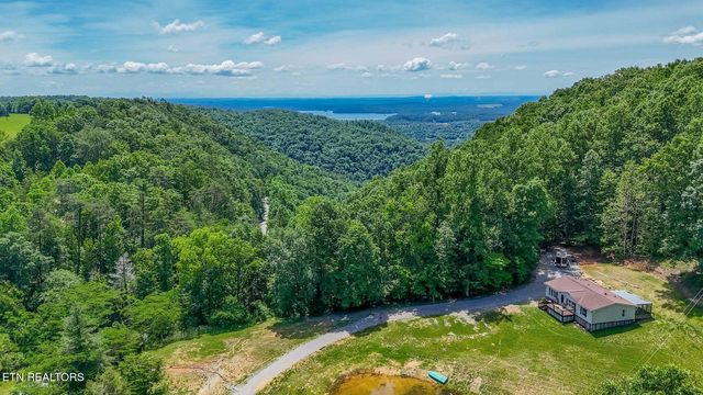 2479 Shut In Gap Rd, Spring City, TN 37381