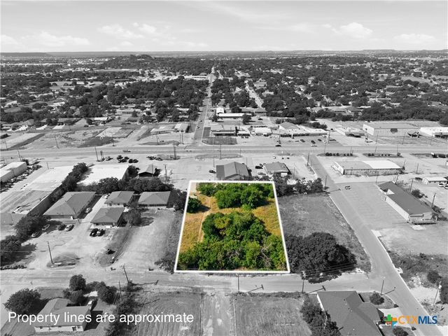 307 W  Valley Rd, Harker Heights, TX 76548