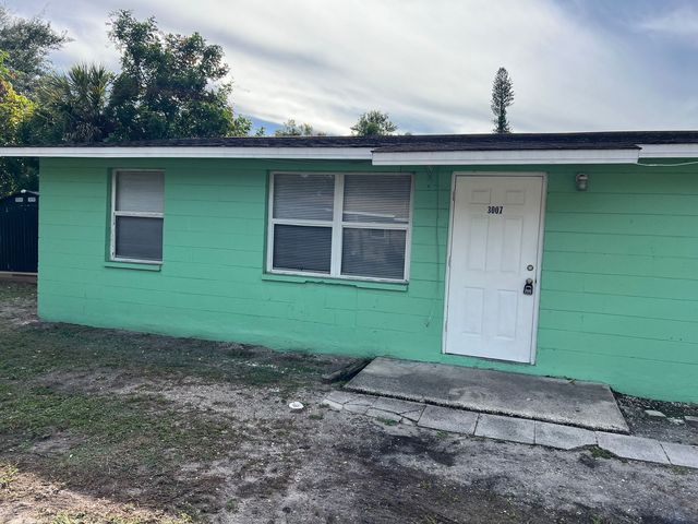 3007 14th St E #3007, Bradenton, FL 34208