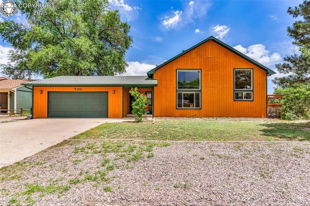 720 N  19th St, Canon City, CO 81212