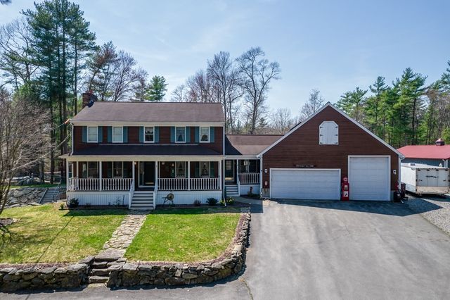 293 Perry Hill Rd, Acushnet, MA 02743