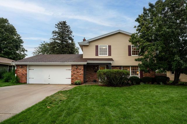 738 6th AVENUE, Grafton, WI 53024