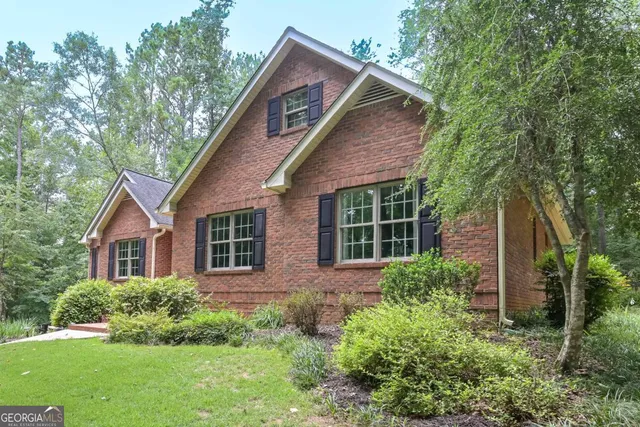 5885 W  Chapel Hill Rd, Douglasville, GA 30135