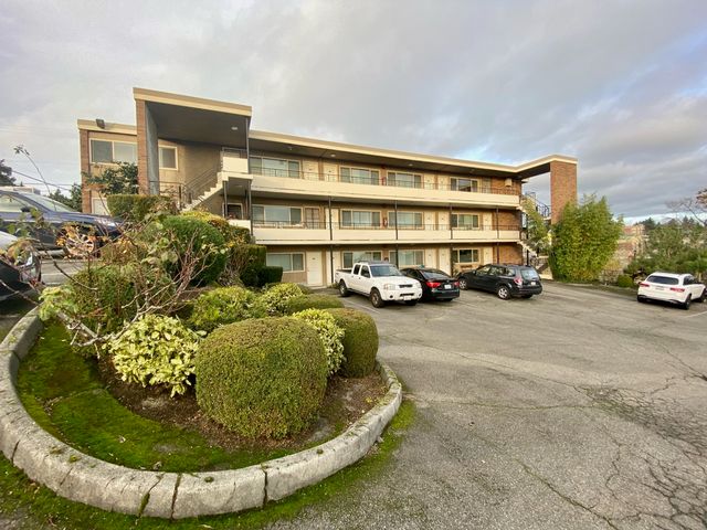3938 Whitman Ave N #102, Seattle, WA 98103