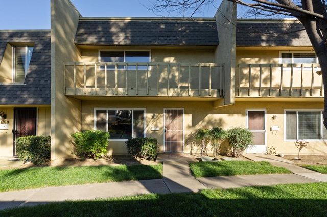 758 W  Lincoln Ave #108, Woodland, CA 95695