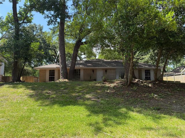 2619 N  Woodloch St, Conroe, TX 77385
