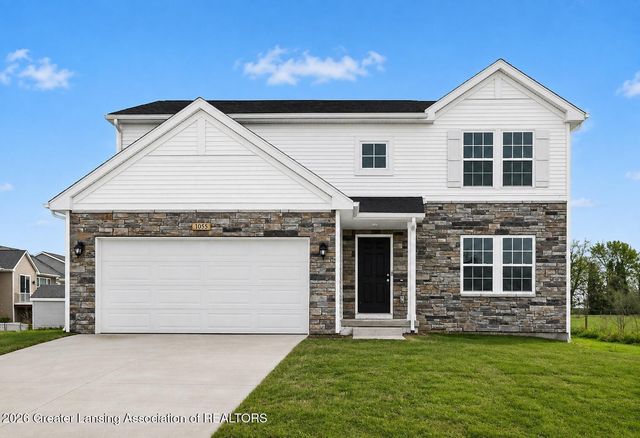 1100 Woodridge Dr, Saint Johns, MI 48879