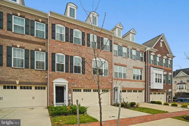2814 Medstead Ln, Upper Marlboro, MD 20774