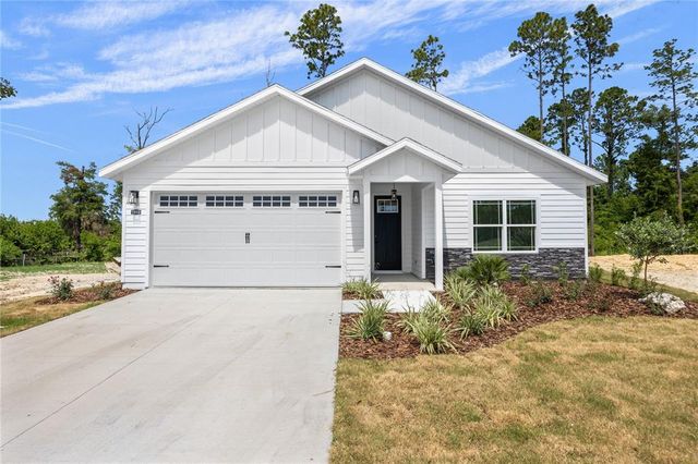 1050 SW 67th Way, Gainesville, FL 32607