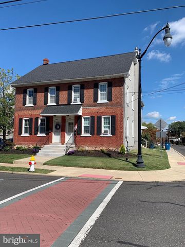 403 Derstine Ave, Lansdale, PA 19446