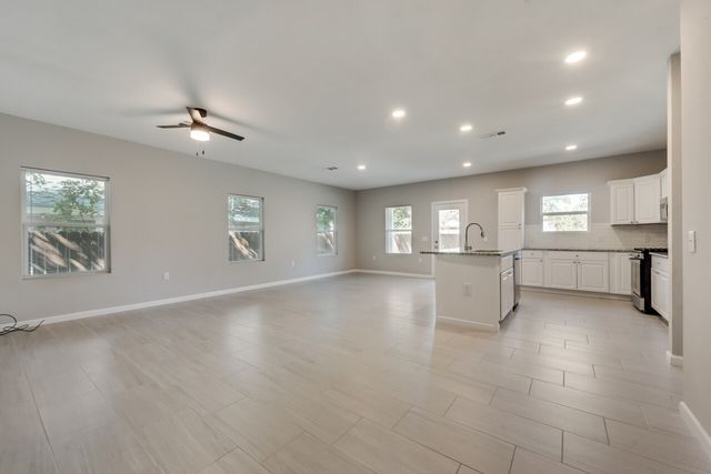919 W  Collins St, Denison, TX 75020