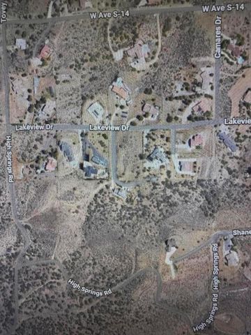 1 Camares Dr, Palmdale, CA 93551