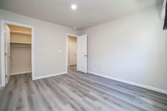 10254 S  White Rock Rd, Rancho Cordova, CA 95670