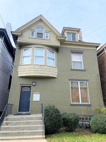 5552 Avondale Pl #1, Pittsburgh, PA 15206