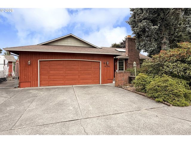 18190 Davis St, Sandy, OR 97055