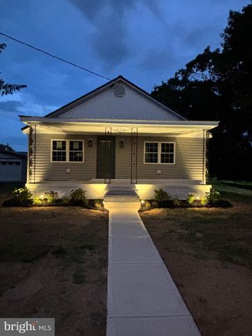 10 Lowber St, Frederica, DE 19946