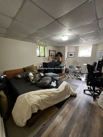 19 Cameron Ave #1, Somerville, MA 02144