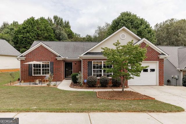315 Tall Pine Ln, Athens, GA 30605