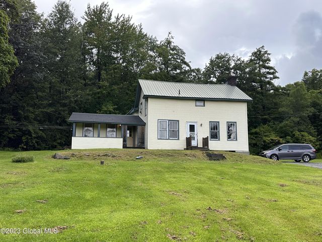 2515 Nys Route 9N, Crown Point, NY 12928