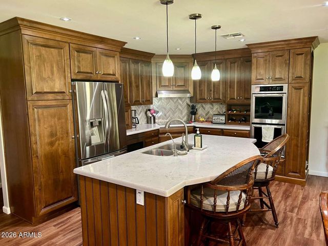 10009 W PLEASANT VALLEY Road, Sun City, AZ 85351
