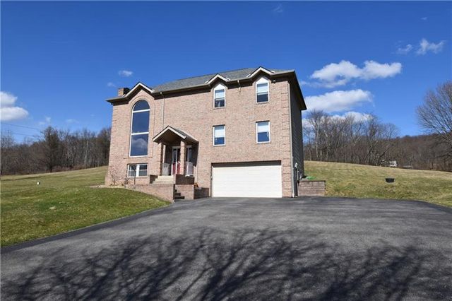 215 Walker Washington Ter, Apollo, PA 15613