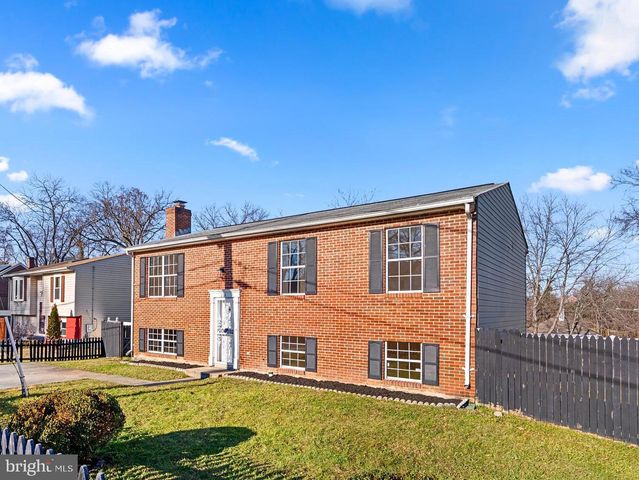 5714 K St, Capitol Heights, MD 20743