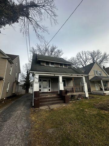 290 Poland Ave, Struthers, OH 44471