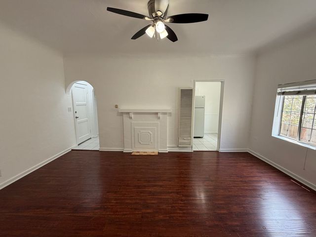 512 N  Alexandria Ave #104, Los Angeles, CA 90004