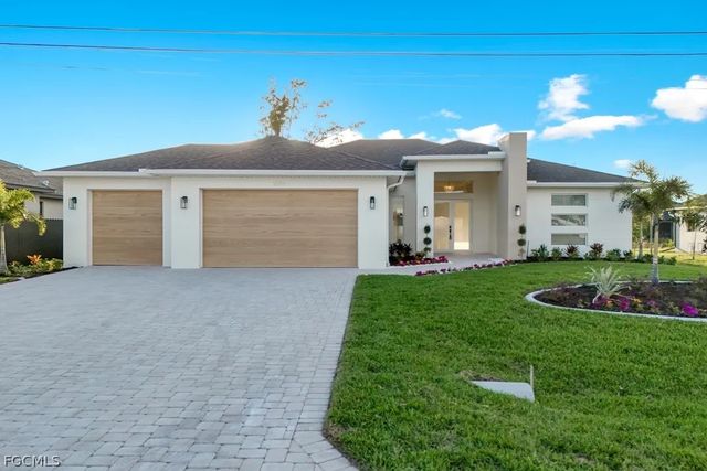 2514 SW 17th Ave, Cape Coral, FL 33914