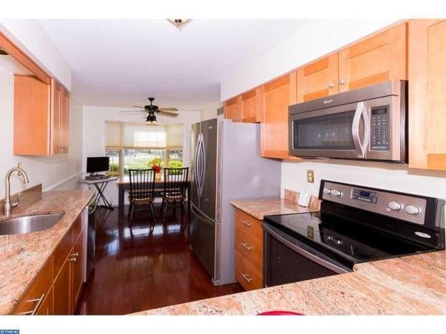 137 Discovery Ct, East Norriton, PA 19401