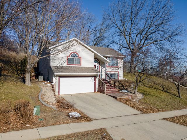 5 23rd St SW, Rochester, MN 55902