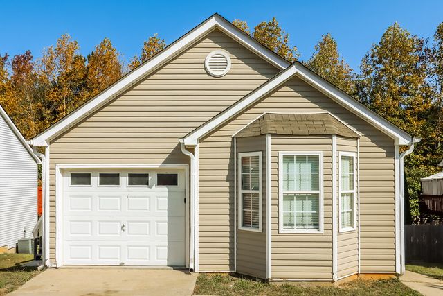 1072 Abington Ct, Douglasville, GA 30134