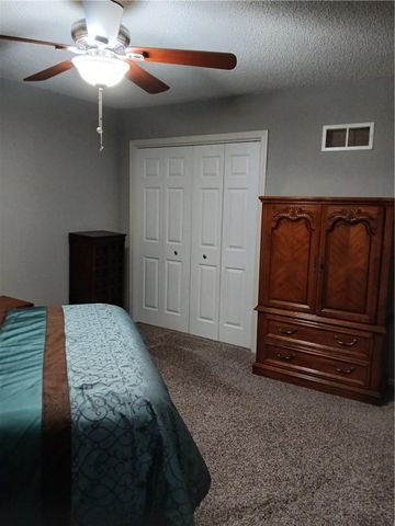 17008 E  3rd Ter N, Independence, MO 64056