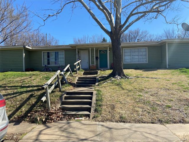 6 Pershing Dr, Denison, TX 75020