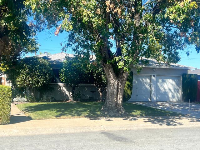641 El Toro Way, Gilroy, CA 95020