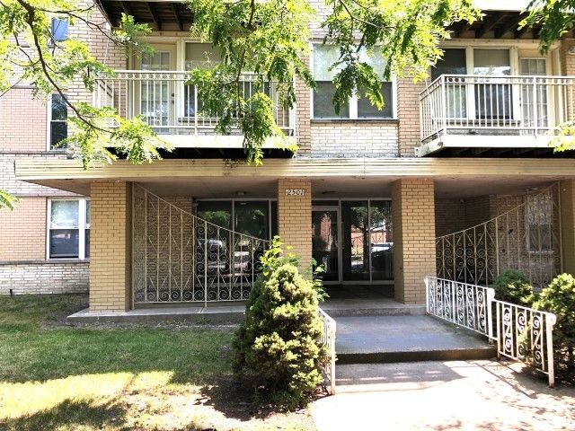 2501 W  Touhy Ave #402, Chicago, IL 60645